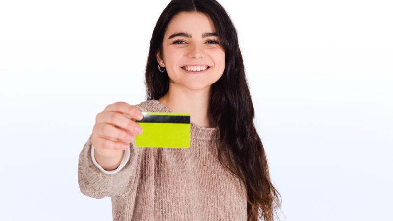פתיחת חשבון בנק לבני נוער – מדריך להורים ולילדים